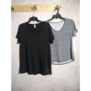 Balance Collection athleisure Tshirt bundle large